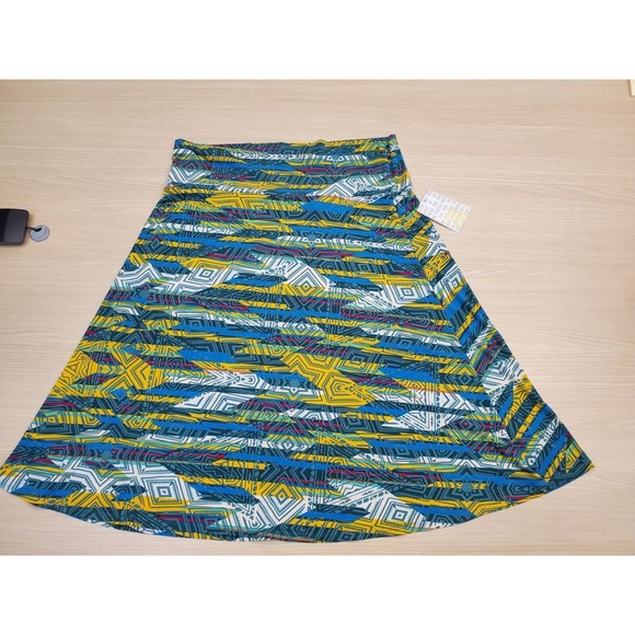 NWT LuLaRoe Size 3XL Skirt Flattering Stretch Colorful Geometric Patterns Cute - Picture 2 of 9